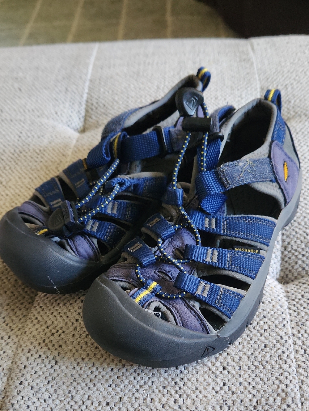 Keen Kids Navy and Yellow Closed-Toe Water Shoes